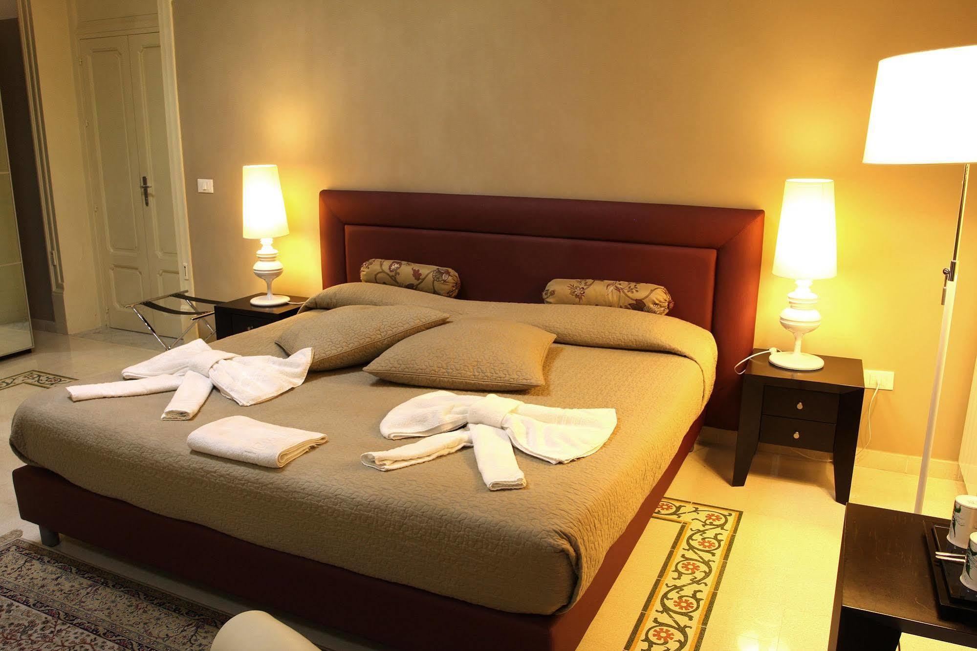 Hotel Abatellis Luxury à Palerme Extérieur photo